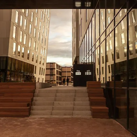 Hotel - The Niu, Fender 4*