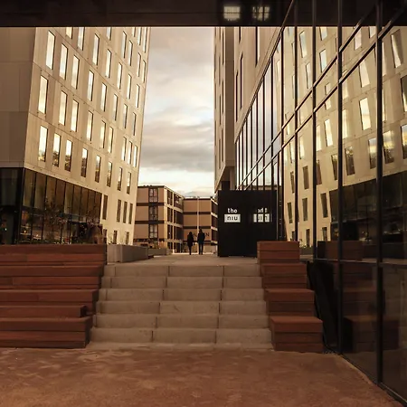 - The Niu, Fender Hotel Amsterdam