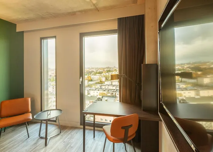 Hotel - The Niu, Fender